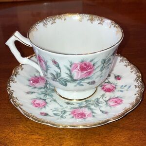 Aynsley vintage bone china tea cup & saucer, white with pink roses, gold edging